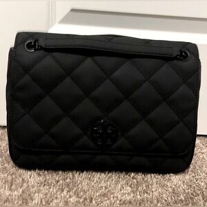 Tory Burch Willa Matte Women's Small Shoulder Bag,
Matte Black